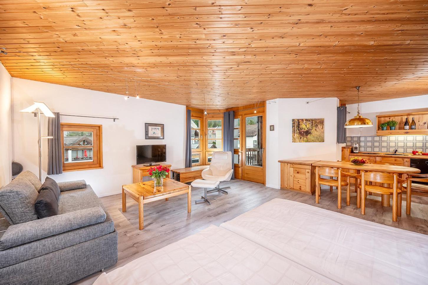 Schweizerhof Ferienwohnungen Lenzerheide 1 Rom bilde
